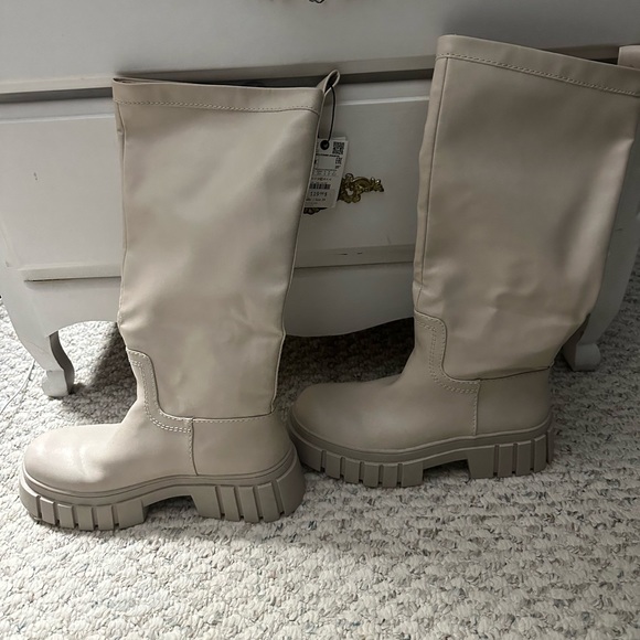 Zara boots - Picture 2 of 3